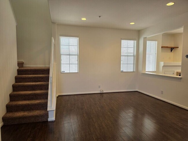 Foto del edificio - 162 Seacountry Ln