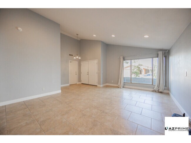 Foto del edificio - Stylish Living in this 4/2.5 Scottsdale House!