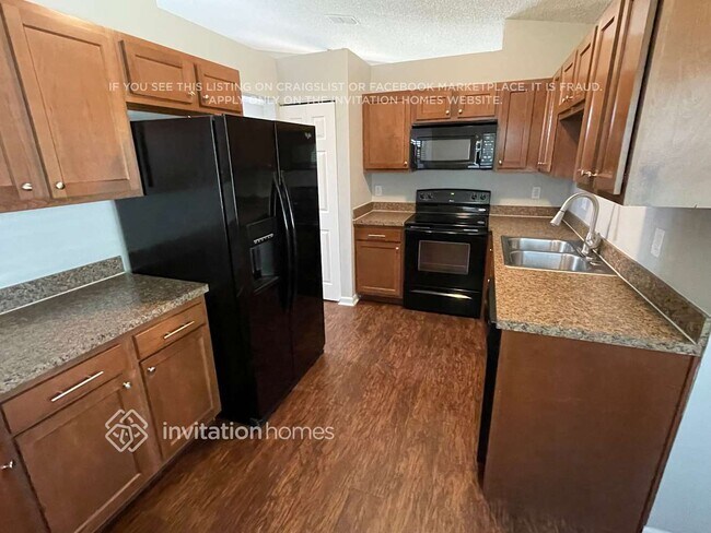 Foto del edificio - 775 Monroe Harbor Pl