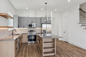 Building Photo - 3719 Lydia St