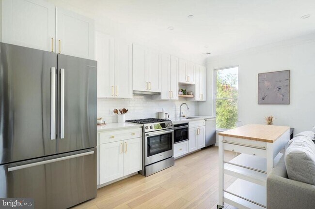 Foto del edificio - 1317 11th St NW
