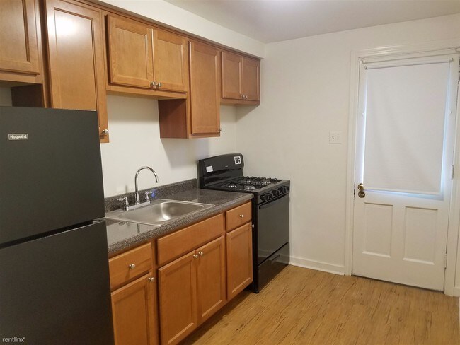 Foto del edificio - 185 Pennwood Ave