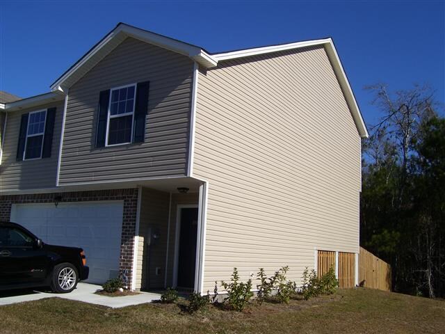 Primary Photo - 32 Abaco Ct