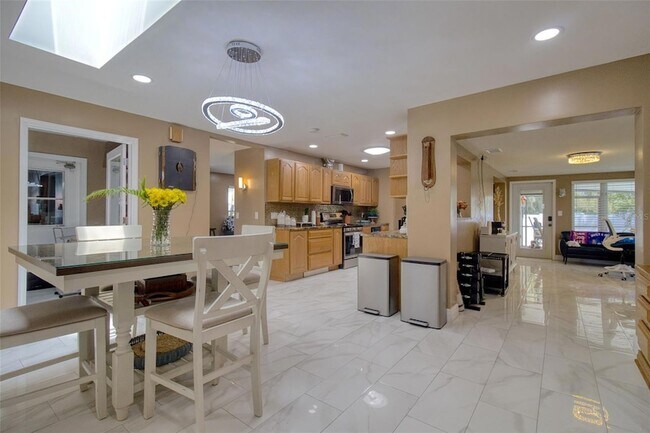 Foto del edificio - 2315 Minneola Rd