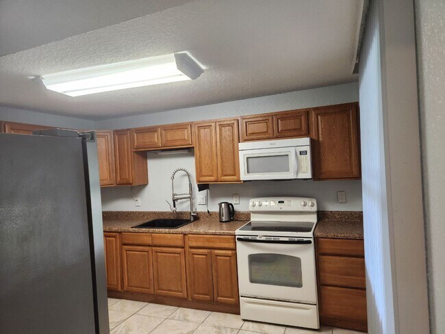 Foto del edificio - 1503 N County Rd 19A