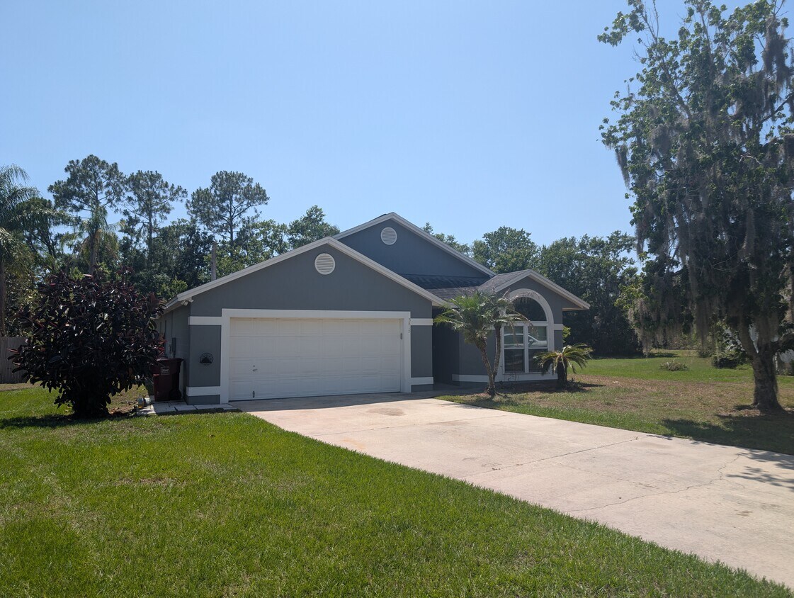 Foto principal - 3815 Sugar Creek Ct
