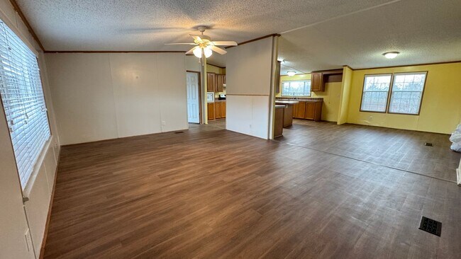 Building Photo - 21120 Binford Rd