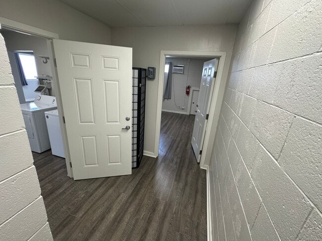 Photo - Roger and Darlene Wong Trust Apartment