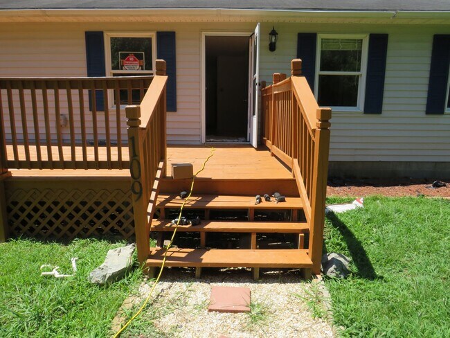 Foto del edificio - 3 Bedroom 2 Bath home on 1 acre