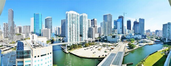 Building Photo - 350 S Miami Ave