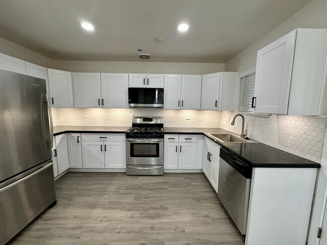 Foto del edificio - 13239 Idyl Dr