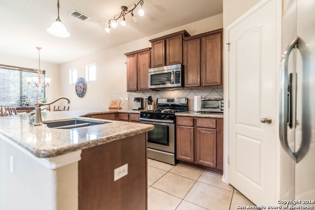 Building Photo - 1319 Nicholas Manor