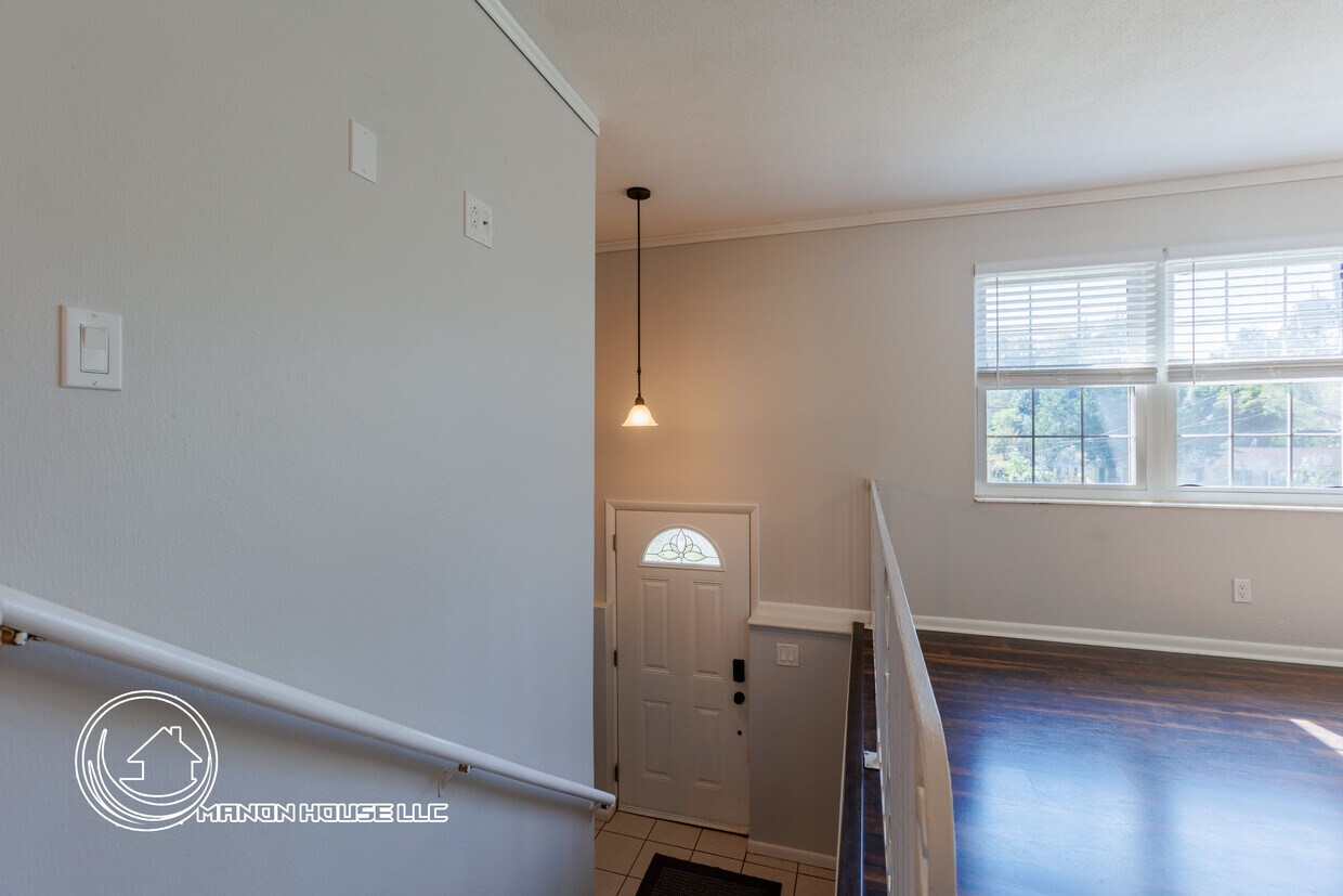 Foto principal - 818 Abbiegail Dr