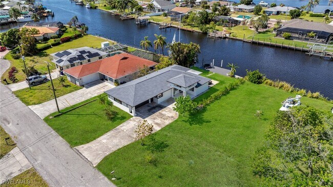 Building Photo - 2106 E Tobago Cir