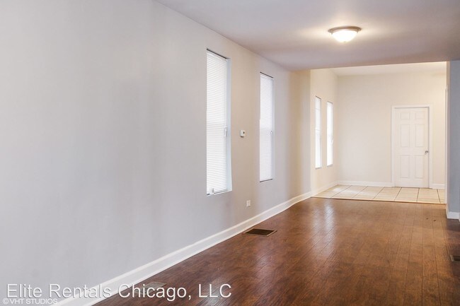 Building Photo - 7520 S Ellis Ave