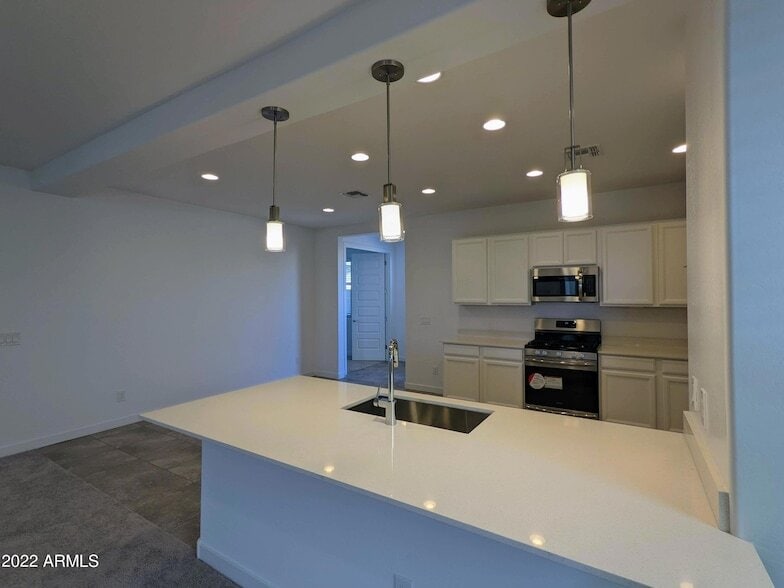 Foto principal - 16846 W Las Palmaritas Dr