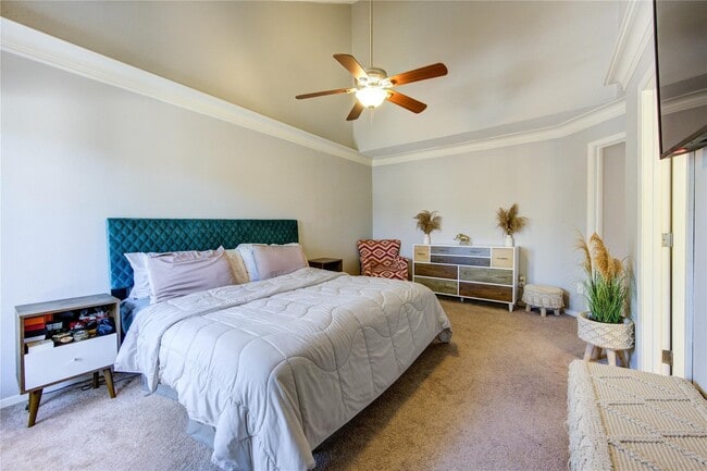 Foto del edificio - 5830 Sampley Way
