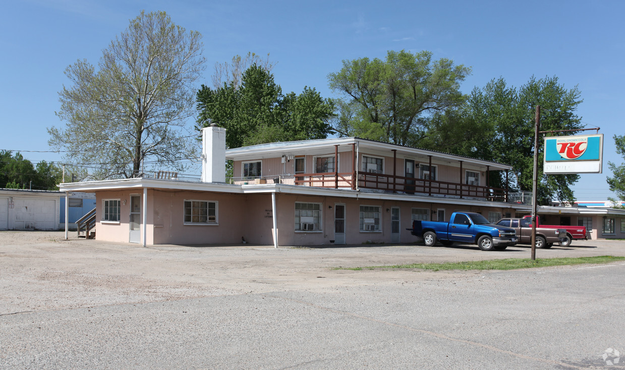 Primary Photo - Pointer Apartments