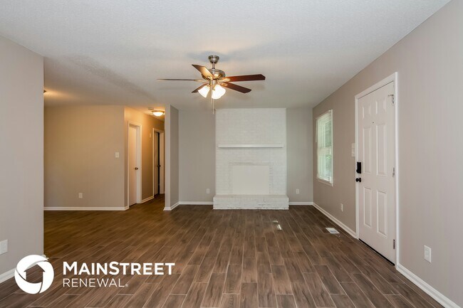 Foto del edificio - 4511 Longbriar Dr