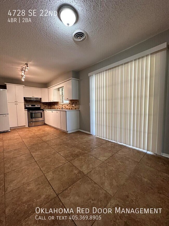 Foto del edificio - 4728 SE 22nd St