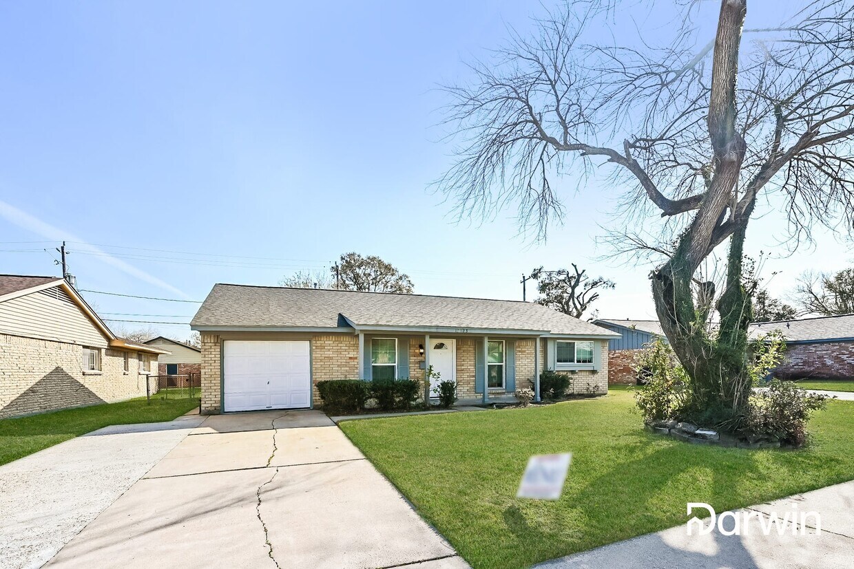 Primary Photo - 13123 Glenwyck Street, Houston, TX 77045