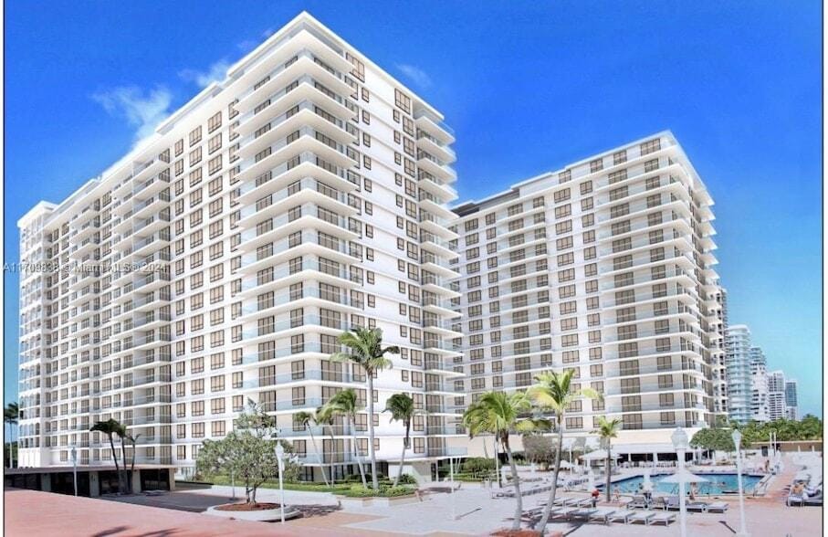 Photo - 9801 Collins Ave
