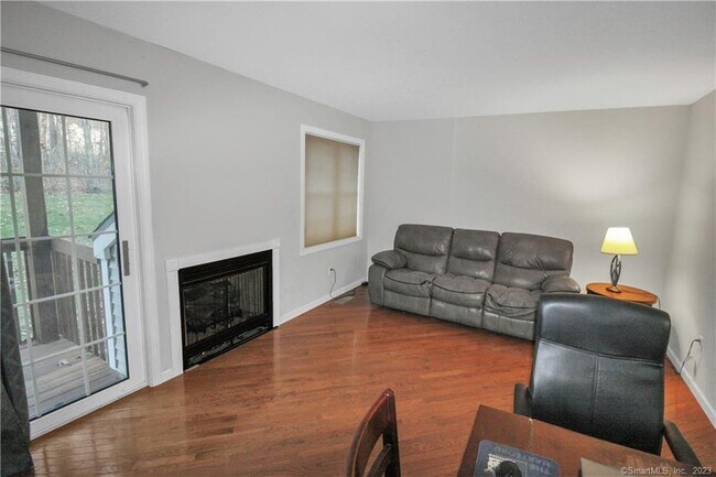 Building Photo - 73 Marjorie Ln