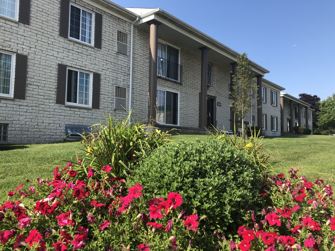 Chatham Hills Apartments - Farmington, MI | Apartments.com