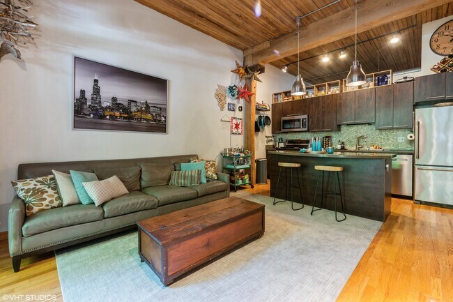 Foto del edificio - 2333 W St Paul Ave