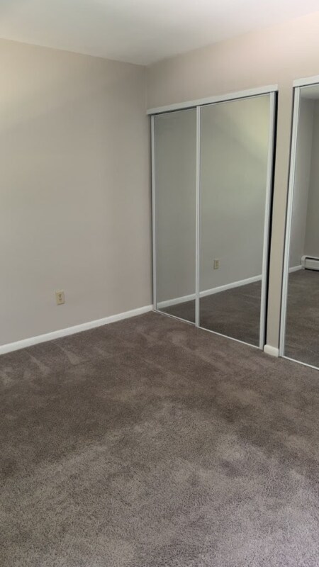 Building Photo - 2332 Iroll Ave