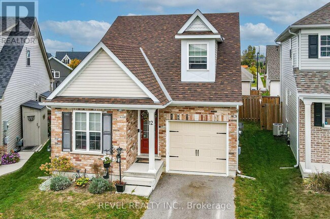 Building Photo - 12 Blueberry Ln