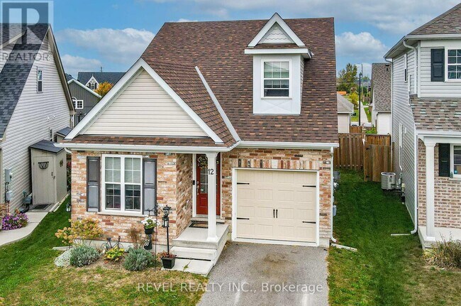 Photo du bâtiment - 12 Blueberry Ln