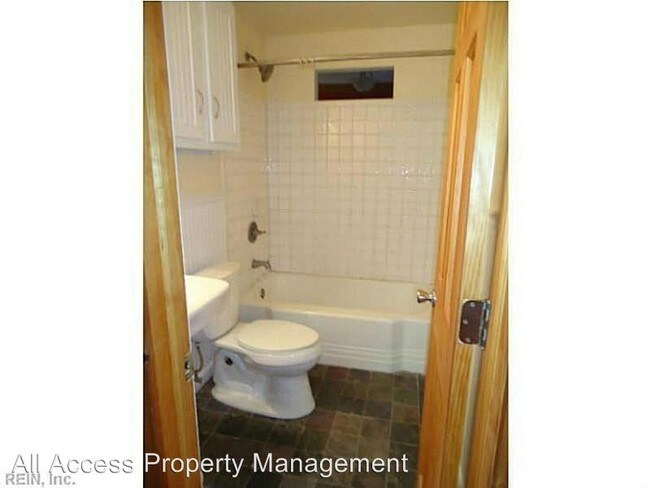 Foto del edificio - 4409 Deep Creek Blvd