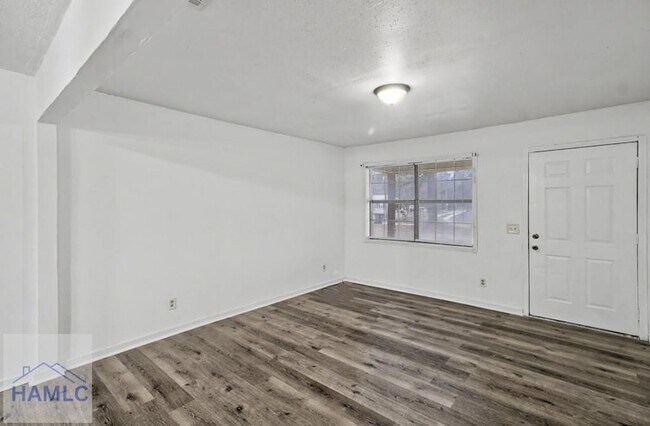 Foto del edificio - 161 Joe Walker Way