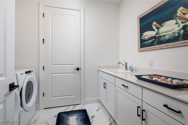 Foto del edificio - 6770 Pennyroyal Dr