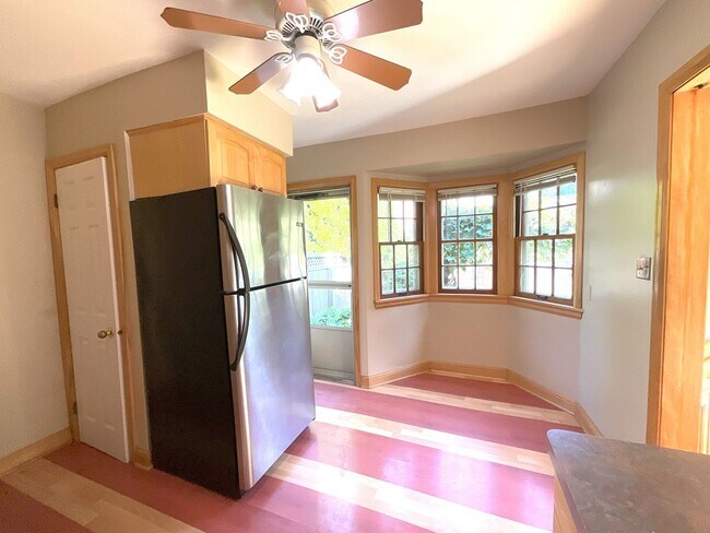 Foto del edificio - 1104/06 E Glendale Ave