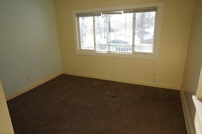 Foto del edificio - AVAILABLE JUNE - 2 BED 1 BATH