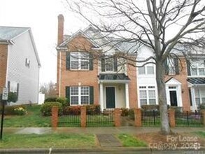 Building Photo - 17804 Delmas Dr