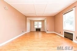 Primary Photo - 1076 Cornwell Ave
