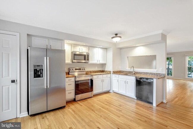 Building Photo - 12867 Mill House Ct