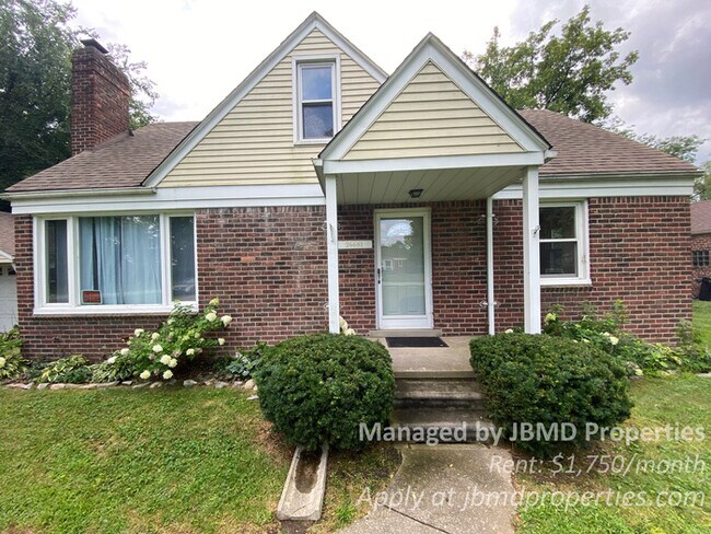 Large 2 Full Bath Brick Bunglow House For Rent In Redford Charter 