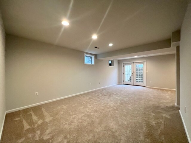 Building Photo - 8930 Edmonston Dr