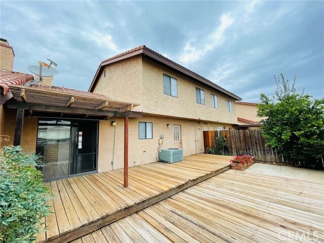 Building Photo - 1061 N Glendora Ave