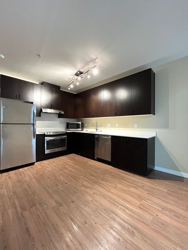 Interior Photo - The Local 418 Apartments