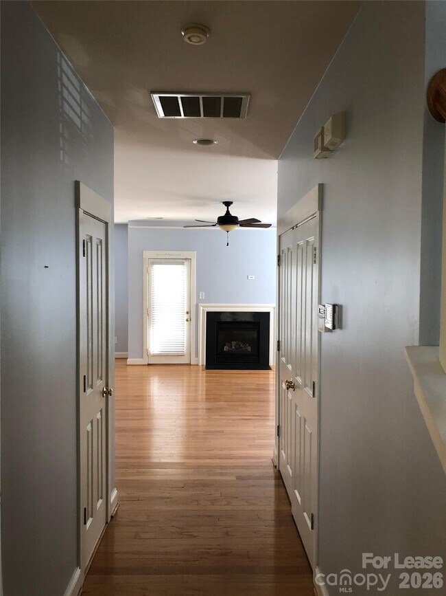 Foto del edificio - 113 Lake Davidson Park