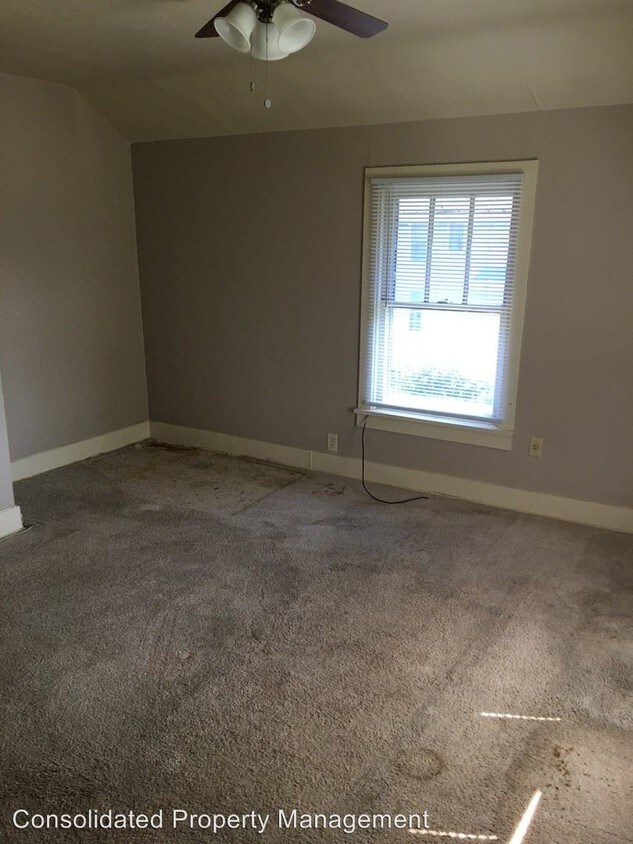 Foto del edificio - 1517 Virginia St