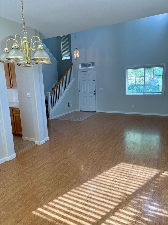 Building Photo - Looking for a four bedroom?