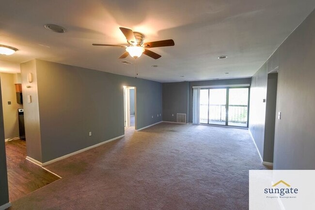 Foto del edificio - 6711 Park Heights Ave