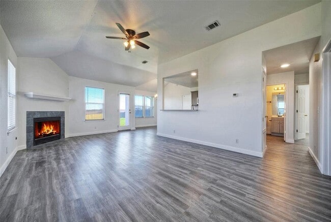 Building Photo - 408 Estate Dr