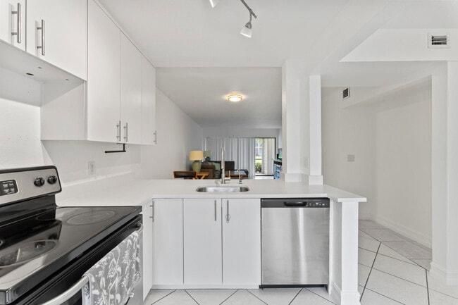 Foto del edificio - 2339 SW 15th St
